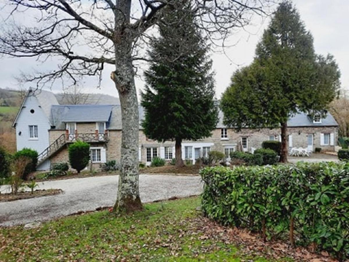 Gites De La Petite Suisse Clécy Exterior foto