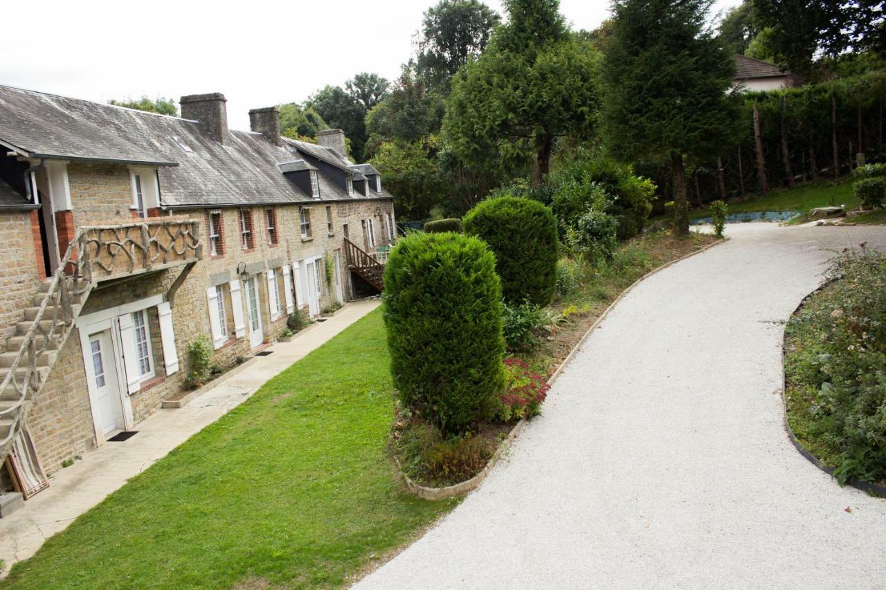 Gites De La Petite Suisse Clécy Exterior foto